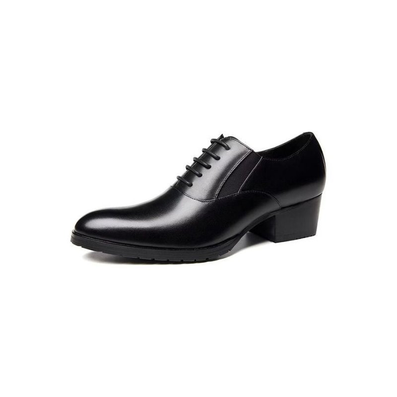 Formele Herenschoenen Met Reliëf Elegante Oxford-schoenen Puntige Neus - Zwart