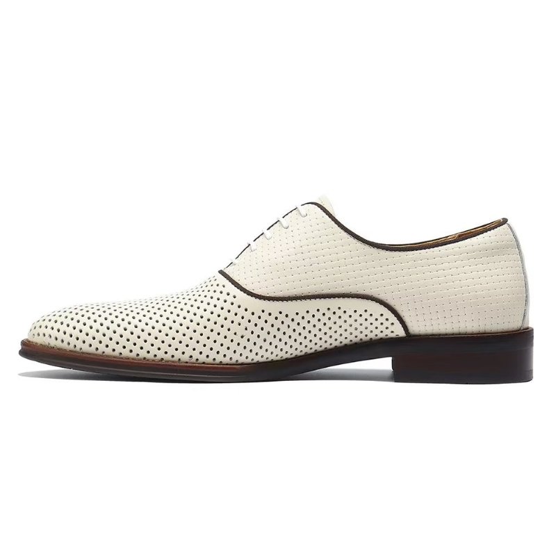 Formele Schoenen Heren Reliëf Elegantie Exotische Oxford-schoenen Met Ronde Neus - Beige