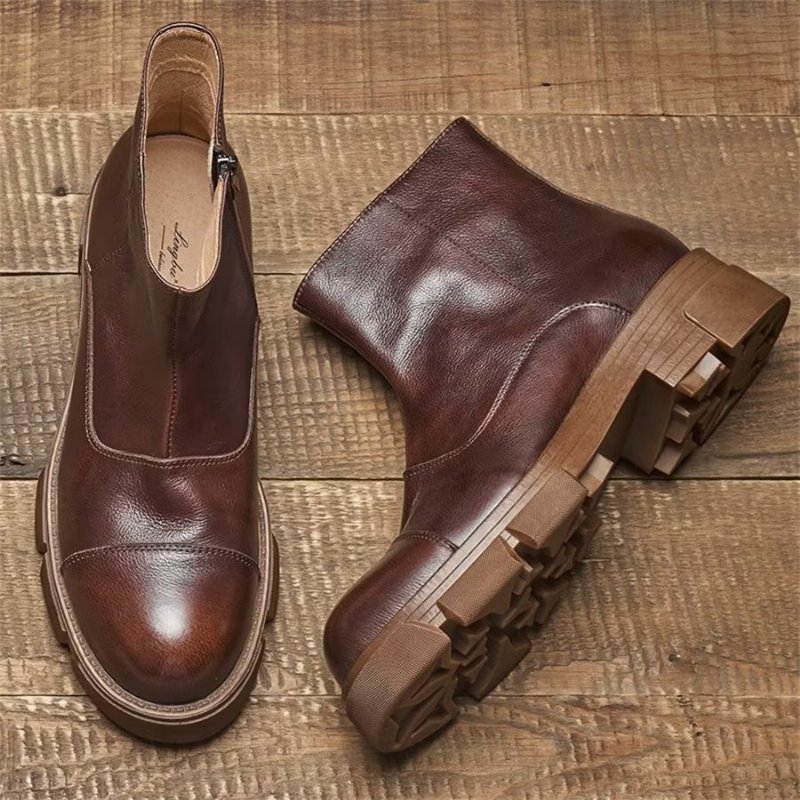 Herenlaarzen Elegante Koeienhuid Slip-on Enkellaarsjes Met Studs - Koffie