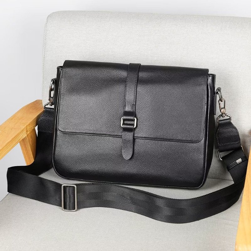 Schoudertassen Heren Luxe Crossbodytas Echt Leer Met Klep - Zwart