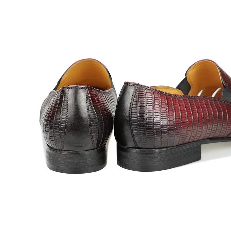 Vrijetijdsschoenen Heren Exotische Instaploafers Met Metalen Neus - Rood